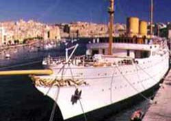 Atatürkün yatını Araplar alıyor