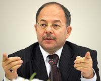 Özele geçen binlerce doktora 'kamuya dönüş' müjdesi