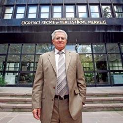 ÖSS'de Hababam Sınıfı benzeri kopyacılara rastlıyoruz