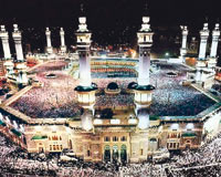 Umreye talep patladı, iki ayda bir yıllık başvuru yapıldı