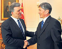 Ankara, geçici Kırgız yönetimine destek verdi