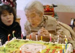 Dünyanın en yaşlı insanı öldü