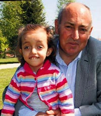 Vali, seçiminin ödülünü aldı...