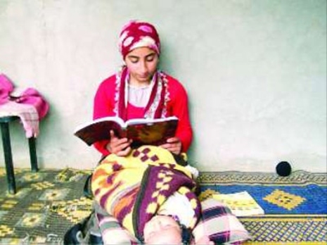 Fakir öğrenciler ödülleri topladı