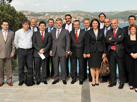 Gül, İnternet habercilerini kabul etti