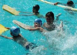 Okullara yüzme dersi geliyor