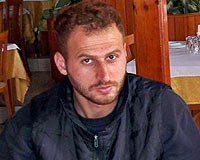 Savunmasında dine sığındı ama ezanı bile bilmiyor