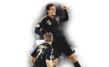 Almanya'yı Mesut taşıyor