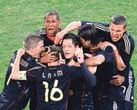 Devrekli Mesut, Almanların milli kahramanı