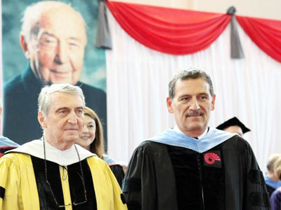 Rahmi Koçtan gençlere: Kaçan fırsat geri gelmez