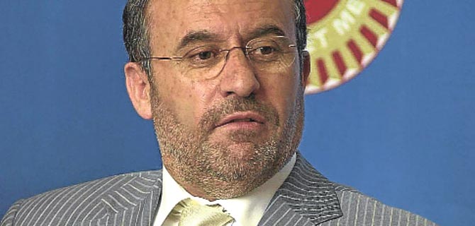 İstesek şeriatı getirirdik