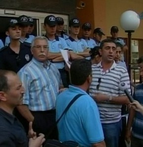 Tekel işçileri TÜRK-İŞ'i bastı!