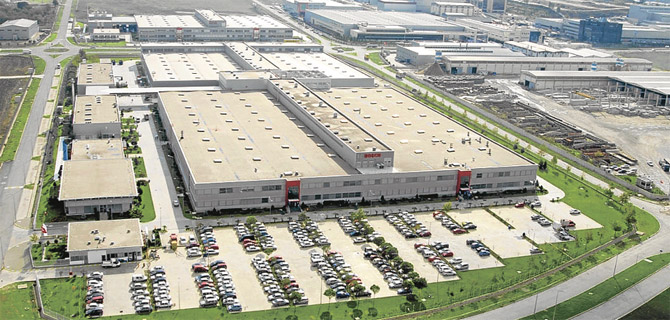 Bosch fabrikasına mescit baskını