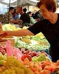 Enflasyonu ucuz gıda frenledi