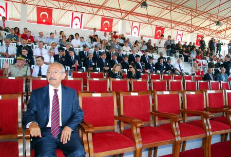 KKTC gezisinde skandal.