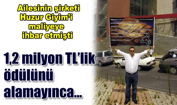 Vergi dairesi önünde tek kişilik protesto