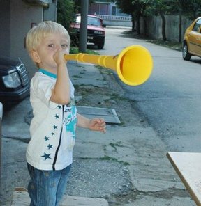 Vuvuzela yasaklandı!