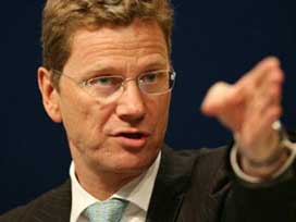 Eşçinsel sevmeyen ülkeye para yok!