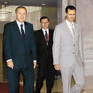 Kimse pişmemiş aşa su katmasın