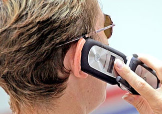 Cep telefonları ve baz istasyonları aklandı