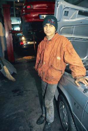 Bir meslek sahibi olsalar...