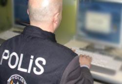 Ders kitapları arasında sarılı esrar ele geçirildi