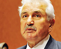 Devletin bilgisayarının harddiskini söküp götürmüş