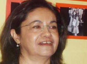 'Kamusal Alan'ın mucidi de yasağa karşı!