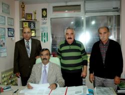 Emlakçılara yüksek okul şartı