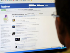 Facebookta görüntülü görüşme başlıyor