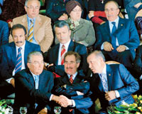 AK Parti'de 3 büyükşehirde sürpriz yok