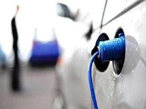 Araçlar 20 dakikada şarj olacak