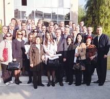 Eğitimciler kukla için seferber oldu