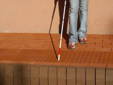 Görme engelliler için hastane rehberi