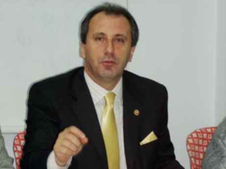 "Çubukçu hukuktan anlamıyor"