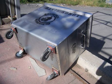 'Çöp dökmeyin' diyen belediye başkanını darpettiler