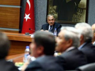 MEMURLAR KAZANÇTA, İŞÇİLER KAYIPTA...