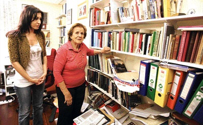 Kadınlar hayatı izliyor ama dahil olamıyor