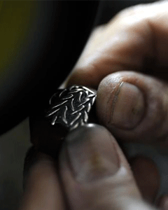 Bizde çıkıyor onlar işleyip satıyor