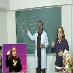 İşitme engellilere ücretsiz dershane