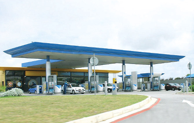 Benzin 4 lirayı geçince tavan fiyat yine gündemde