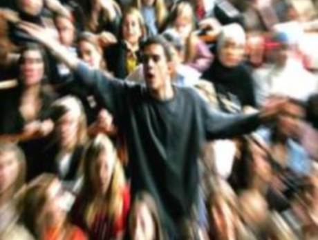 Öğrenciler yine Başbakan'ı protesto etti