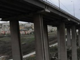 Dersleri Kötü Diye Viyadükten Atladı