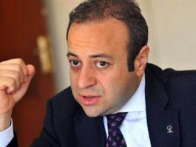 'İsteyen Kuş Dili Konuşsun, Resmi Dil Tektir'