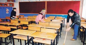 Okulların Hizmetli Sorunu Çözülüyor