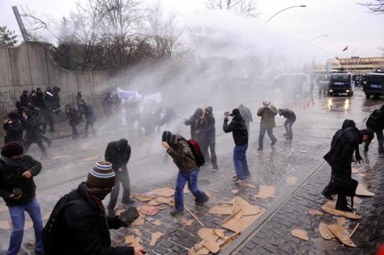 Ankara'da öğrencilere müdahale