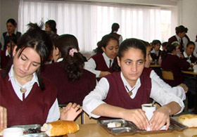 Öğrencinin Mönüsü Diyetisyene Emanet