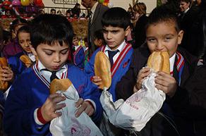 Sofranın vazgeçilmezi ekmek fabrika kurbanı