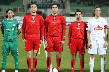 İstiklal Marşı artık sahada okunmasın