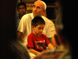 Bu Gece Mübarek Mevlit Kandili